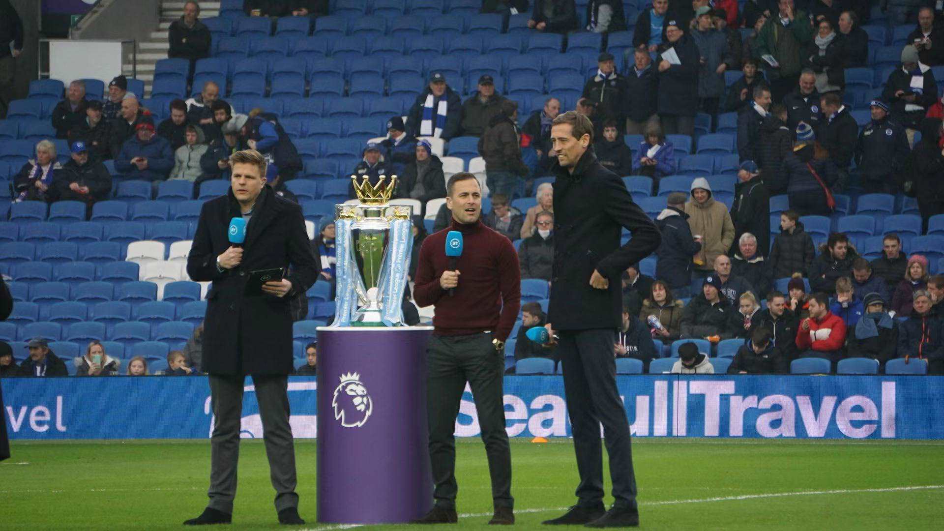 处于领先地 处于领先地